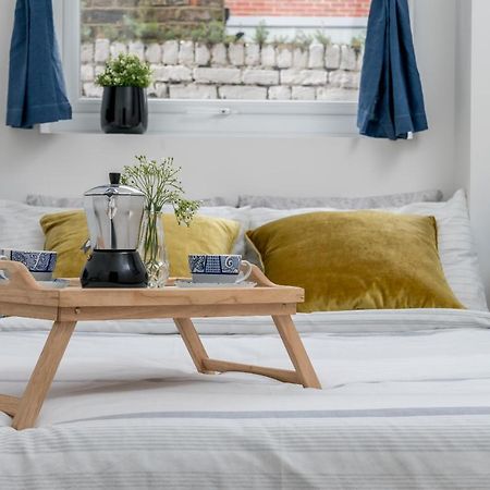 Modern And Light 2 Bed Flat In Sw2 Apartamento Londres Exterior foto